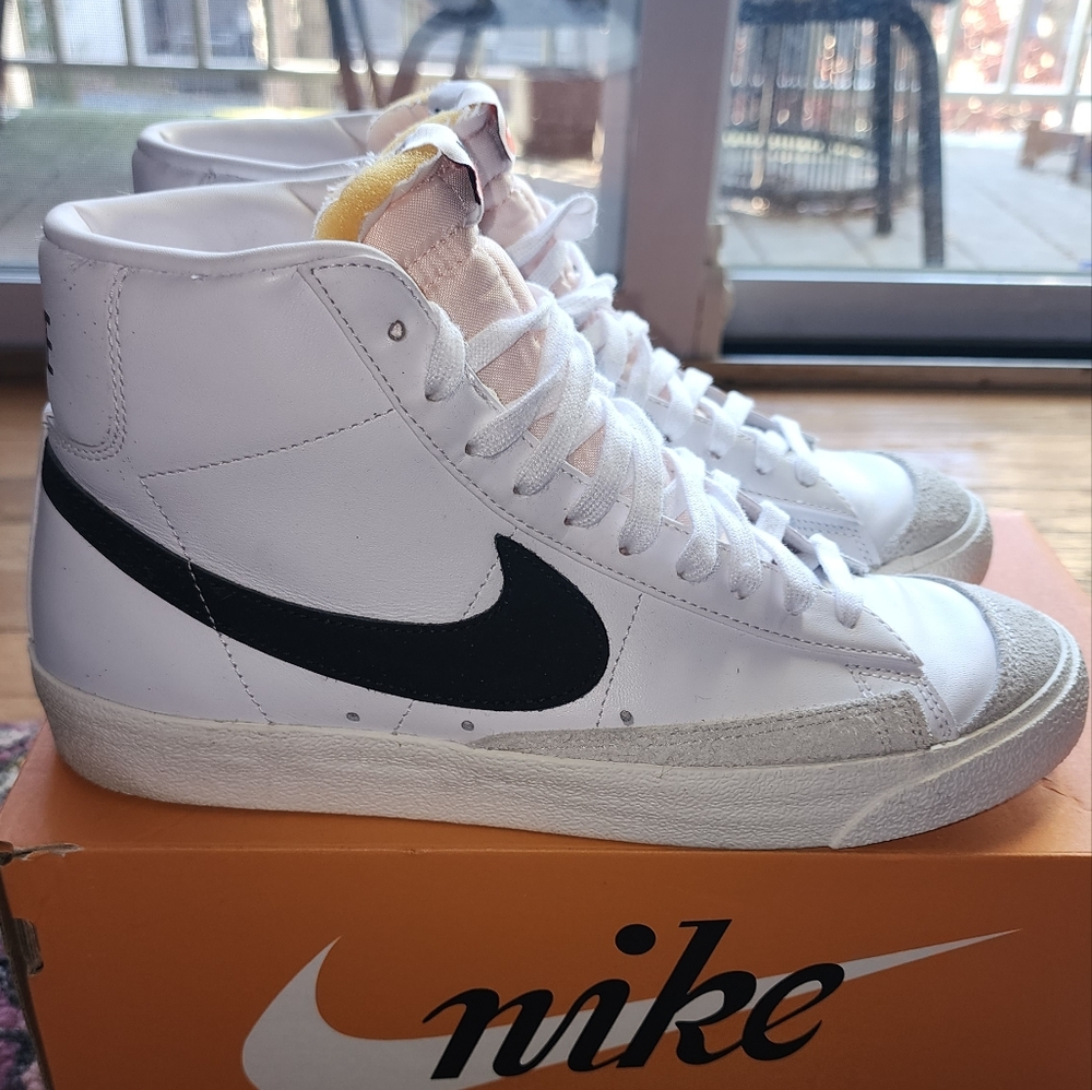 Like new Nike Blazer Mid 77 Vntg